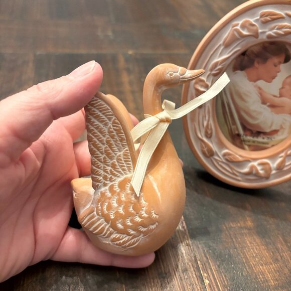 Applause 1988 Lot of Terra-Cotta Picture Frame 2.5X3.5 and Swan ~ NIB ~ Gift - Picture 3 of 5